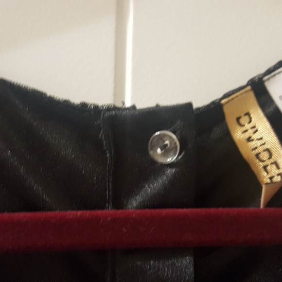 H & M Divided tulle dress. - Picture 6 of 12